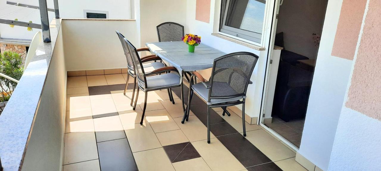 Apartment Miroslav Krk Town Kültér fotó